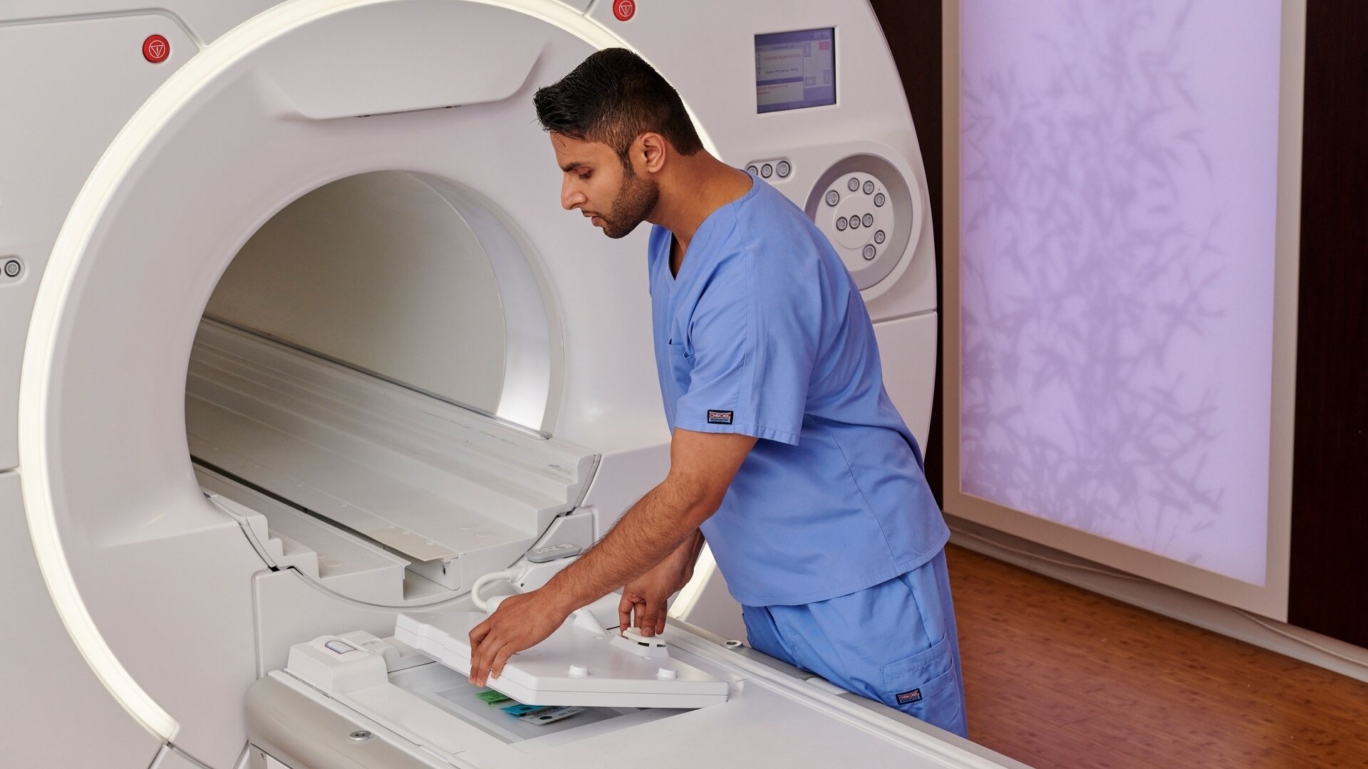 Product Media Carousel Image